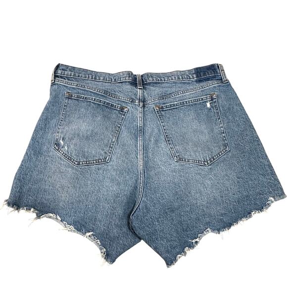 ABERCROMBIE & FITCH Women's High Rise Dad Short Size 34 In Medium Wash - Picture 2 of 9